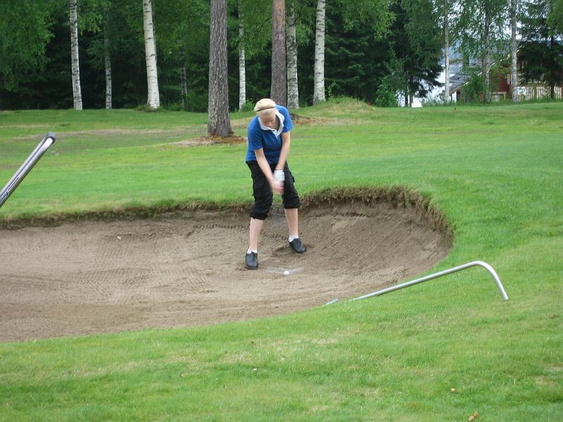 anssi 006.jpg - Riikka bunkkerissa